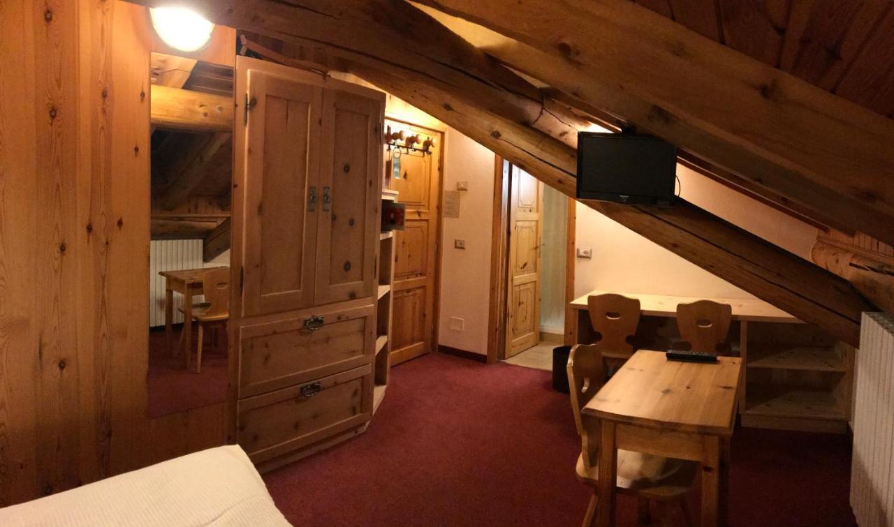 Garni La Casetta Otel Livigno Dış mekan fotoğraf