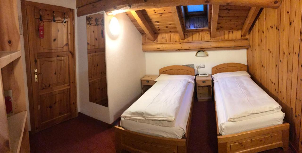 Garni La Casetta Otel Livigno Dış mekan fotoğraf